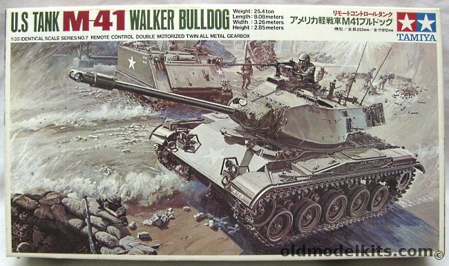 Tamiya 1/35 US Tank M-41 Walker Bulldog - Dual Motor Gear Box with Remote Control (M41), MT207-598 plastic model kit